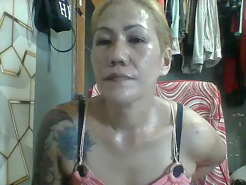 Snapshot of pinayheartaker chatting on July 2026 04:20:01 AM pinayheartaker online show from July 2026 04:20:01 AM
