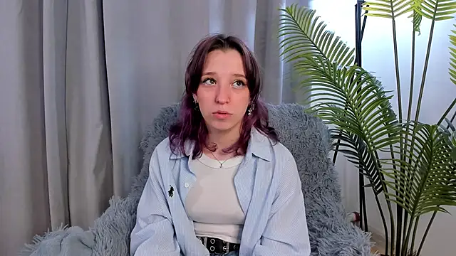 SierraDeliso online show from May 2026 12:24:01 PM