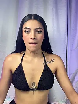 Saracortess online show from July 2026 10:03:02 PM
