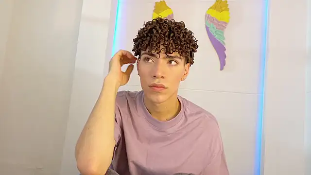 Monyel Blake online show from May 2026 11:41:02 AM