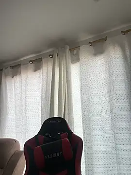 Snapshot of ElectraScott chatting on June 2026 08:01:02 PM ElectraScott online show from June 2026 08:01:02 PM