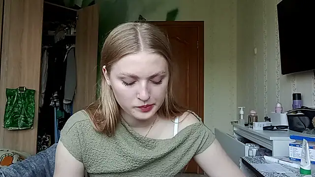 Snapshot of NorineGressett chatting on June 2026 03:33:01 PM NorineGressett online show from June 2026 03:33:01 PM