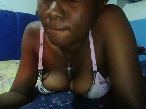 Snapshot of cutey_pie24 chatting on June 2026 05:06:01 PM cutey pie24 online show from June 2026 05:06:01 PM