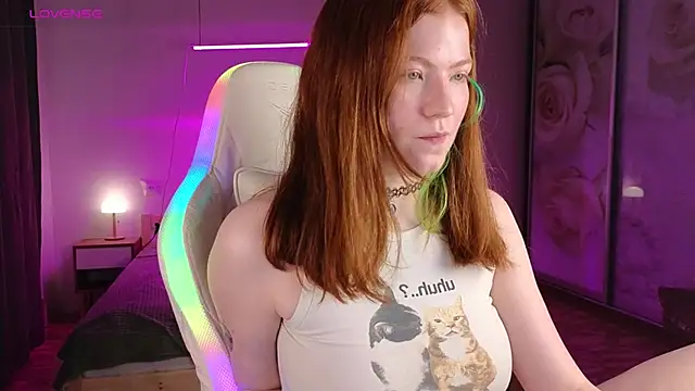 YourGingerCute online show from May 2026 12:24:01 PM