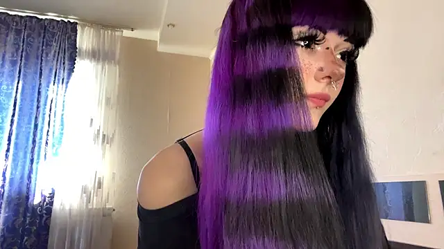 Snapshot of HolyCute chatting on June 2026 02:19:01 PM HolyCute online show from June 2026 02:19:01 PM