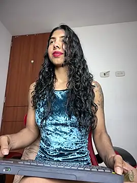 Snapshot of NassFit2 chatting on June 2026 08:26:01 PM NassFit2 online show from June 2026 08:26:01 PM