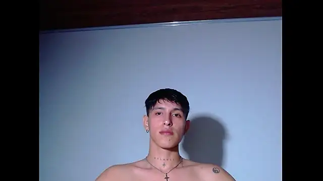 Snapshot of rowanbig chatting on July 2026 03:21:01 AM rowanbig online show from July 2026 03:21:01 AM