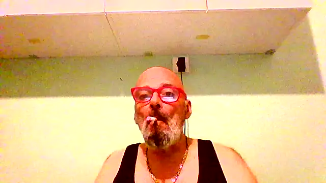 efthimis11 online show from May 2026 03:14:02 AM