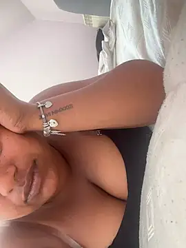 LittleMissGrippy online show from July 2026 06:10:01 PM