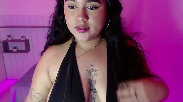 Snapshot of Betty_Boob_ chatting on May 2026 10:52:02 PM Betty Boob online show from May 2026 10:52:02 PM