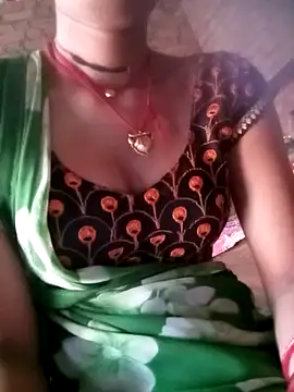 Snapshot of Cut_means47 chatting on July 2026 12:46:01 AM Cut means47 online show from July 2026 12:46:01 AM