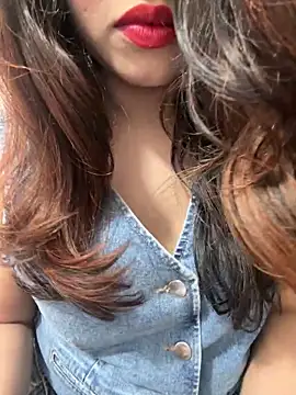 Yours riya11 online show from June 2026 07:34:02 PM