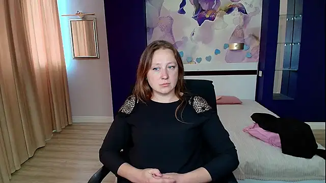Snapshot of DiamonAria chatting on June 2026 06:48:01 AM DiamonAria online show from June 2026 06:48:01 AM