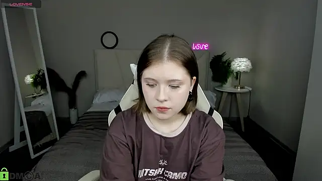 Snapshot of Kylie-Voss chatting on July 2026 03:00:02 AM Kylie-Voss online show from July 2026 03:00:02 AM