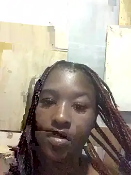 Snapshot of SpicySA02 chatting on May 2026 10:33:02 AM SpicySA02 online show from May 2026 10:33:02 AM