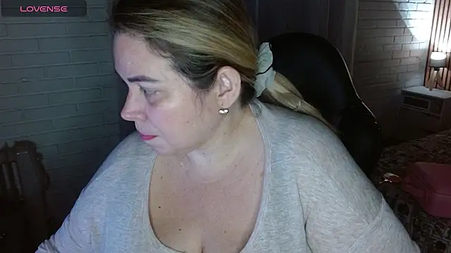 Bella Savati 1 online show from May 2026 11:50:01 PM
