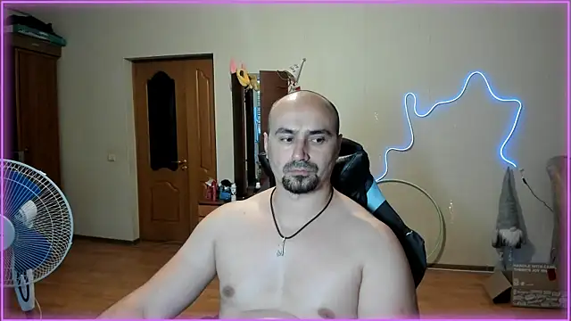 Snapshot of -SexyDaddy- chatting on June 2026 04:41:01 PM -SexyDaddy- online show from June 2026 04:41:01 PM