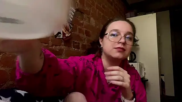 DaliLove online show from May 2026 05:43:01 PM