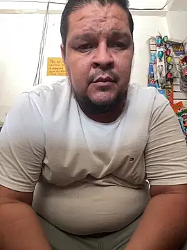 Snapshot of fercho25rv chatting on May 2026 09:23:01 PM fercho25rv online show from May 2026 09:23:01 PM