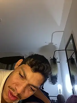 Snapshot of Tatuadomoreno23cm chatting on July 2026 07:47:01 AM Tatuadomoreno23cm online show from July 2026 07:47:01 AM
