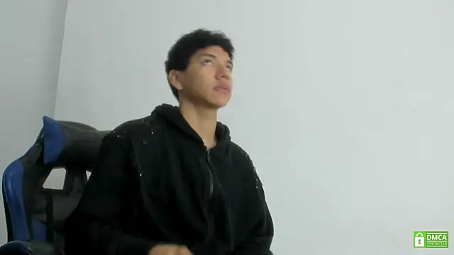 Maximiliano Young online show from June 2026 12:48:02 PM