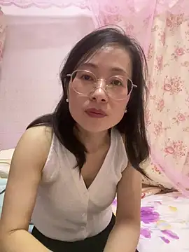 Snapshot of TangTang0530 chatting on July 2026 10:18:02 AM TangTang0530 online show from July 2026 10:18:02 AM
