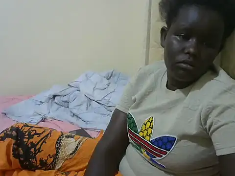 Snapshot of beauty_girl2 chatting on June 2026 12:32:02 AM beauty girl2 online show from June 2026 12:32:02 AM