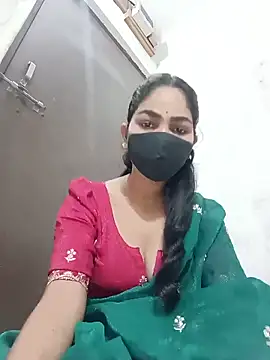 Snapshot of savita97567 chatting on June 2026 01:52:01 AM savita97567 online show from June 2026 01:52:01 AM
