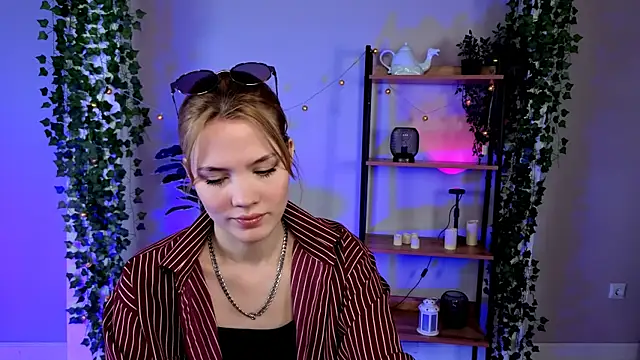 Milena Stasym online show from June 2026 06:11:02 AM