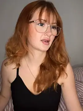 Snapshot of BunnyandBrookes_ chatting on June 2026 11:03:01 AM BunnyandBrookes online show from June 2026 11:03:01 AM