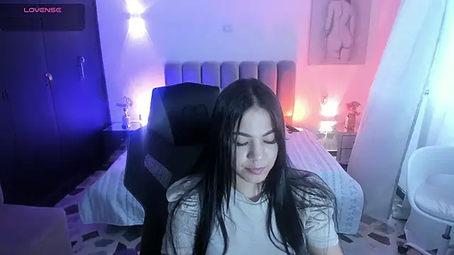 Snapshot of RyleyWest chatting on July 2026 08:00:01 PM RyleyWest online show from July 2026 08:00:01 PM