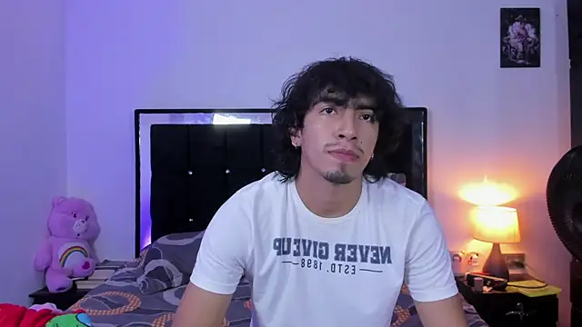 Snapshot of Shy_Mateo chatting on June 2026 11:53:02 PM Shy Mateo online show from June 2026 11:53:02 PM