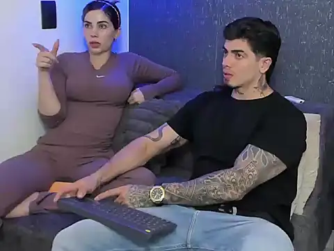 Snapshot of latin_couple04 chatting on June 2026 03:08:01 AM latin couple04 online show from June 2026 03:08:01 AM