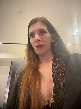 Snapshot of MissAndKiss chatting on May 2026 05:31:02 PM MissAndKiss online show from May 2026 05:31:02 PM