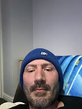 Snapshot of moonpig1 chatting on May 2026 10:11:02 PM moonpig1 online show from May 2026 10:11:02 PM