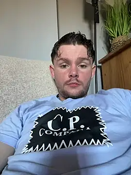 Ronnie153 online show from June 2026 06:34:01 PM