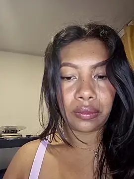 Snapshot of PauliOrtiz_1 chatting on June 2026 09:22:01 AM PauliOrtiz 1 online show from June 2026 09:22:01 AM