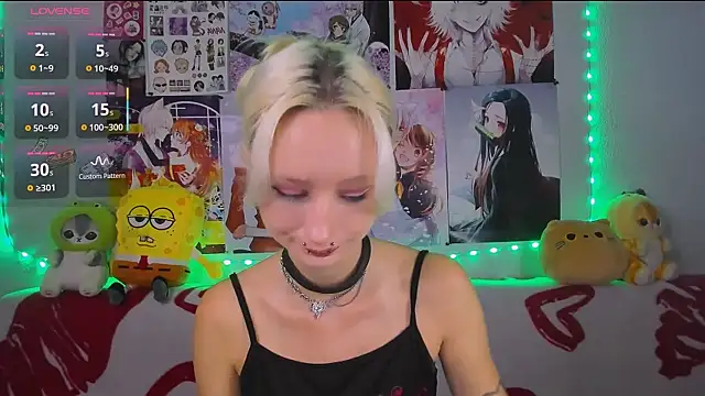 Katia Nabiee online show from July 2026 04:40:01 AM