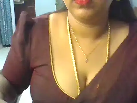 Snapshot of Tamil_hot_Meenu chatting on July 2026 11:02:02 AM Tamil hot Meenu online show from July 2026 11:02:02 AM