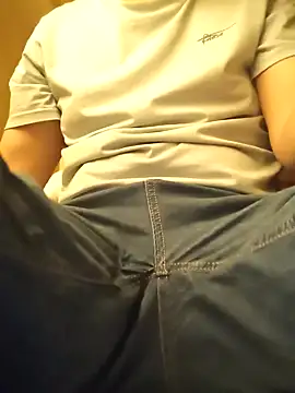 Snapshot of handsomejack007 chatting on June 2026 09:57:02 AM handsomejack007 online show from June 2026 09:57:02 AM