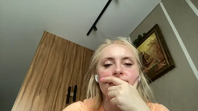 RitaVinyl online show from June 2026 08:49:02 AM
