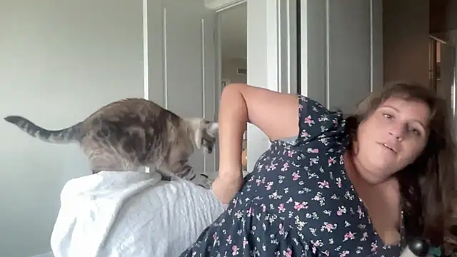 maddiliz online show from September 2025 03:37:01 PM