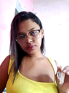 Snapshot of Silmara21 chatting on June 2026 12:30:01 PM Silmara21 online show from June 2026 12:30:01 PM