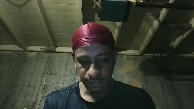 Snapshot of Leo99842 chatting on June 2026 02:44:02 AM Leo99842 online show from June 2026 02:44:02 AM