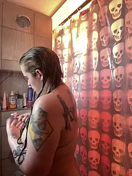 redrumredroom online show from June 2026 12:50:02 AM