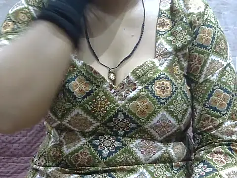 Snapshot of hey_darling_ chatting on July 2026 03:29:01 PM hey darling online show from July 2026 03:29:01 PM