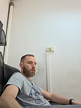 MrHot20cm online show from July 2026 09:03:02 AM