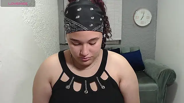 Snapshot of leilasosexy chatting on June 2026 12:26:02 PM leilasosexy online show from June 2026 12:26:02 PM