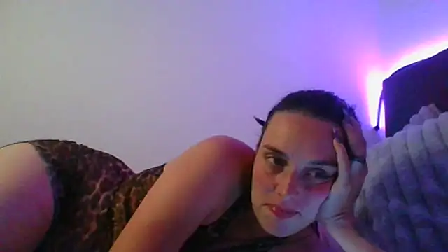 Snapshot of Cassia_Lux_Royal chatting on June 2026 07:04:02 PM Cassia Lux Royal online show from June 2026 07:04:02 PM
