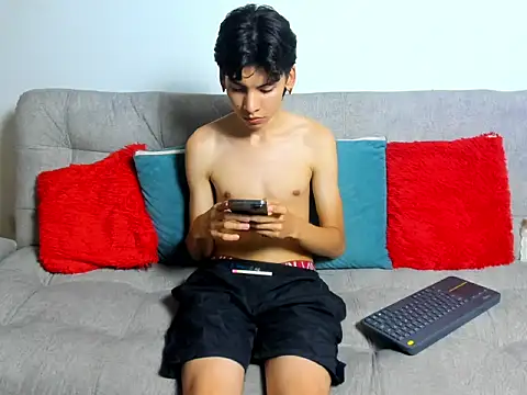 Snapshot of Angel_Dustt1 chatting on July 2026 09:43:02 PM Angel Dustt1 online show from July 2026 09:43:02 PM